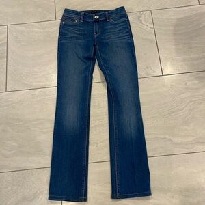 White House black market mid rise boot leg jeans size 0 Regular